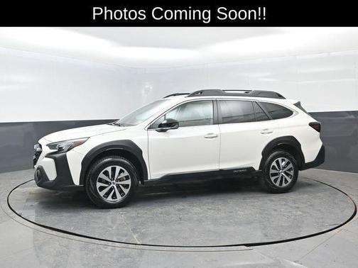 Crystal White Pearl 2025 Subaru Outback Premium