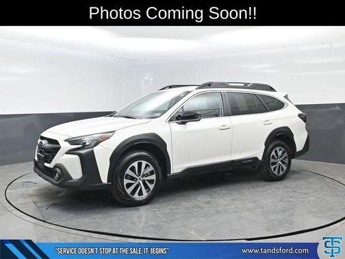 Crystal White Pearl 2025 Subaru Outback Premium