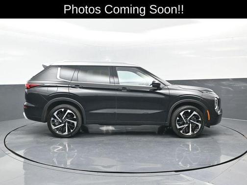 2024 Mitsubishi Outlander SEL Platinum Edition