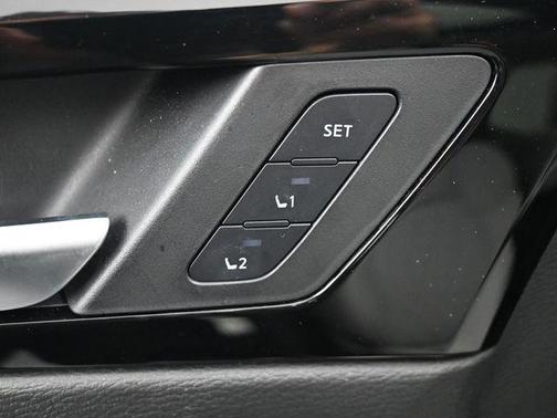 2024 Mitsubishi Outlander SEL Platinum Edition