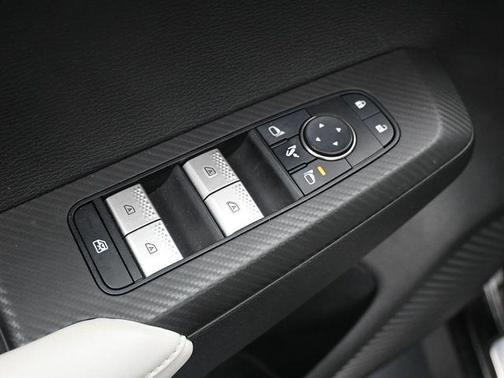 2024 Mitsubishi Outlander SEL Platinum Edition