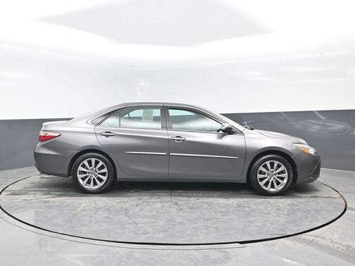 2016 Toyota Camry XLE