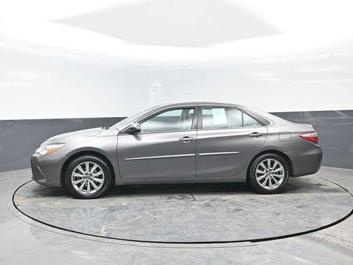 2016 Toyota Camry XLE