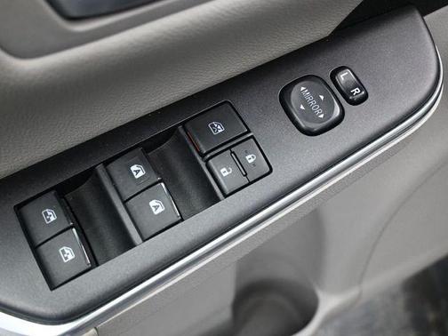 2016 Toyota Camry XLE