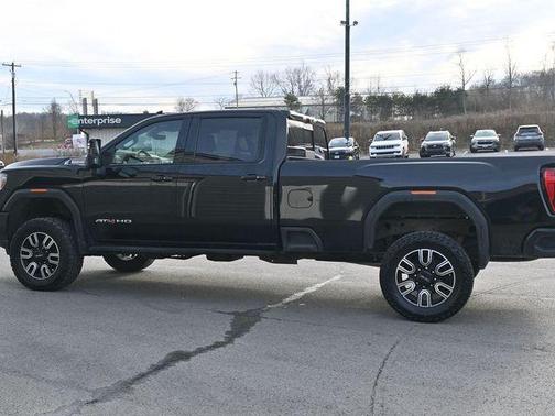2022 GMC Sierra 2500 AT4