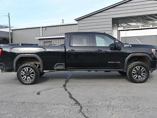 2022 GMC Sierra 2500 AT4