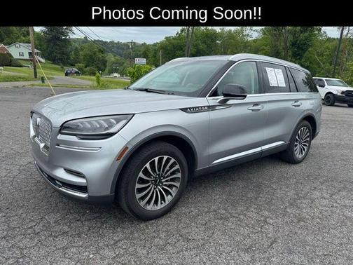 2022 Lincoln Aviator Standard AWD