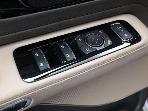 2022 Lincoln Aviator Standard AWD