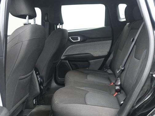 Diamond Black 2025 Jeep Compass Sport