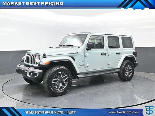 2024 Jeep Wrangler Sahara