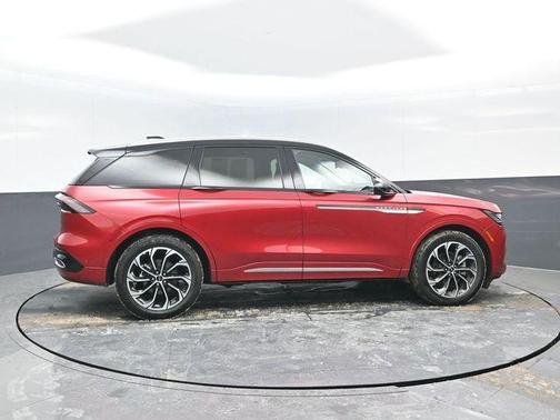 2024 Lincoln Nautilus Reserve