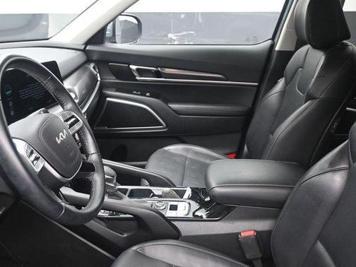 2024 Kia Telluride LX