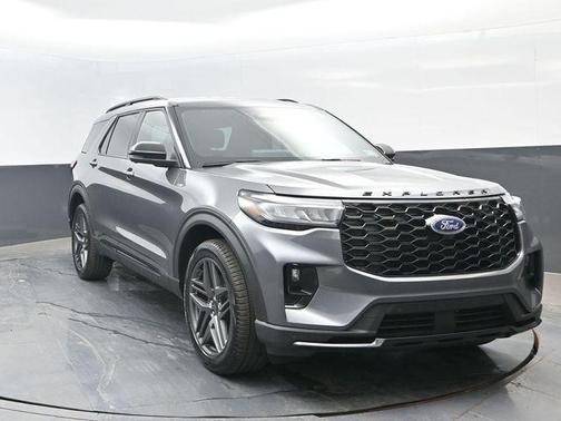 Carbonized Gray Metallic 2026 Ford Explorer ST-Line