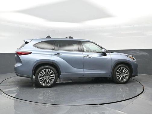 2020 Toyota Highlander Platinum