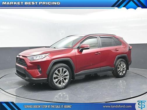 2019 Toyota RAV4 XLE Premium