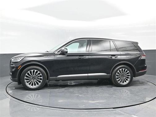 2023 Lincoln Aviator Standard AWD