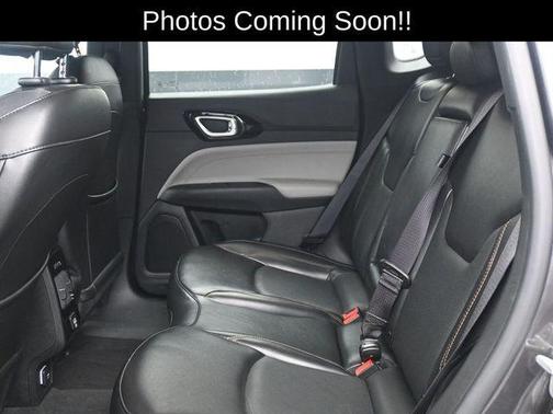 Granite Crystal Clearcoat Metallic 2023 Jeep Compass Limited