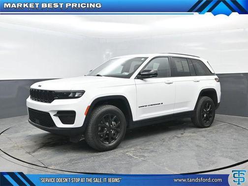 2024 Jeep Grand Cherokee Laredo