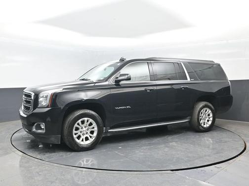 Onyx Black 2019 GMC Yukon XL SLT