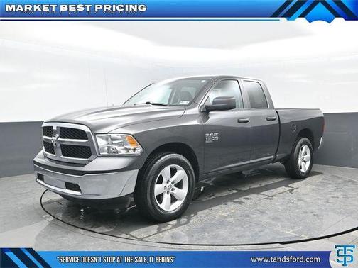 2024 RAM 1500 Classic SLT