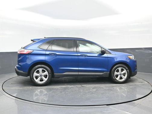 2020 Ford Edge SE