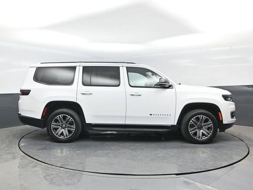 Bright White Clearcoat 2024 Jeep Wagoneer SERIES II