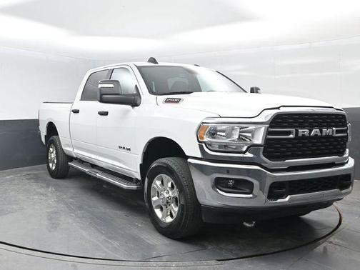 Bright White Clearcoat 2024 RAM 2500 Big Horn