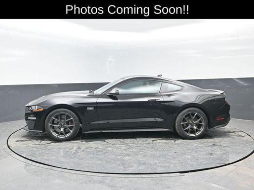 2021 Ford Mustang EcoBoost