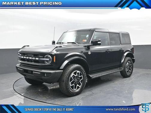2025 Ford Bronco Outer Banks