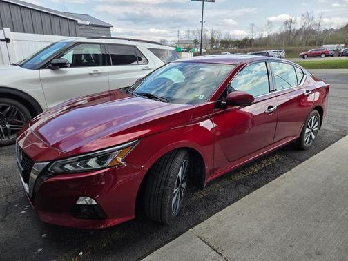 Sunset Drift Chromaflair 2019 Nissan Altima 2.5 SL