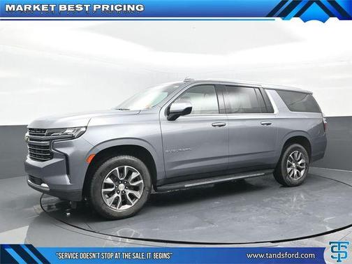 2022 Chevrolet Suburban LT