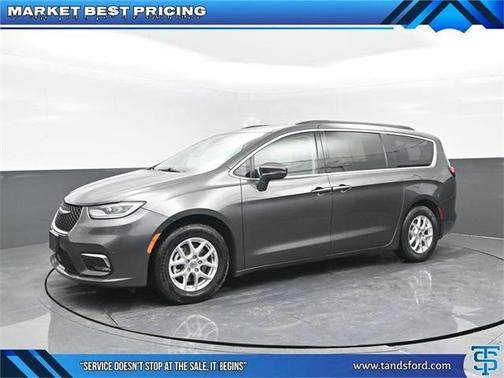 2022 Chrysler Pacifica Touring-L
