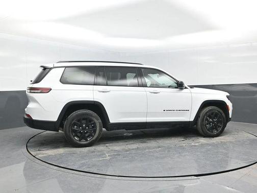 2024 Jeep Grand Cherokee L Laredo