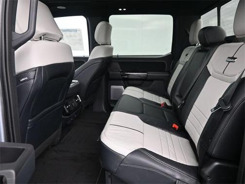 2023 Ford F-150 Lightning Platinum