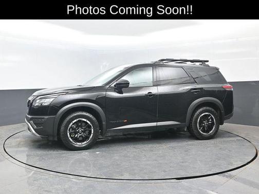 Black 2025 Nissan Pathfinder Rock Creek