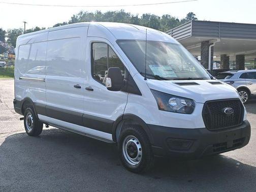 2025 Ford Transit-250 148 WB Medium Roof Cargo