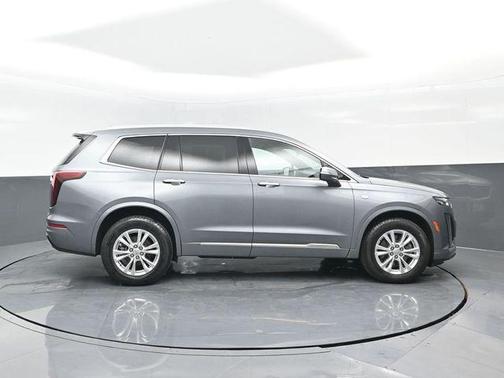 2022 Cadillac XT6 Luxury AWD