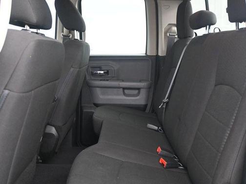 Patriot Blue Pearlcoat 2020 RAM 1500 Classic SLT