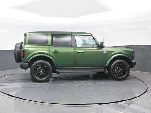Green Metallic 2025 Ford Bronco Outer Banks