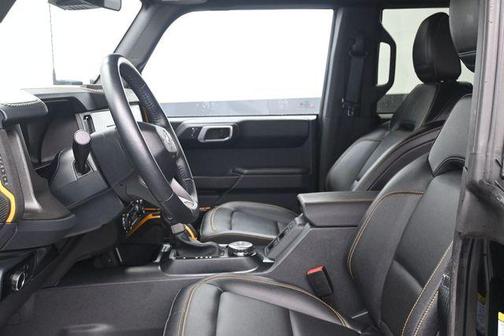 Shadow Black 2024 Ford Bronco Badlands