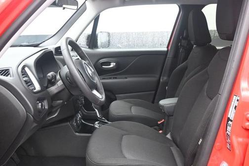 Colorado Red Clearcoat 2023 Jeep Renegade LATITUDE