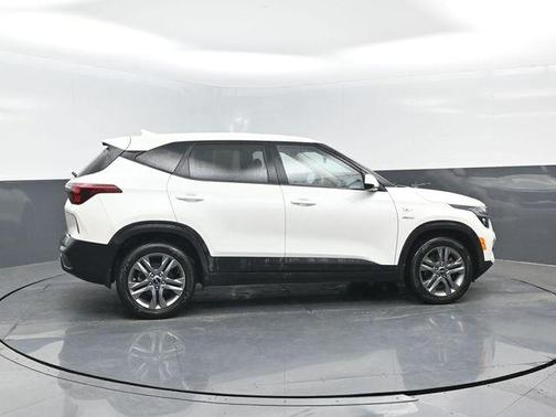 2022 Kia Seltos LX