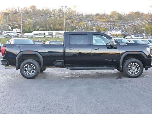 2022 GMC Sierra 2500 AT4