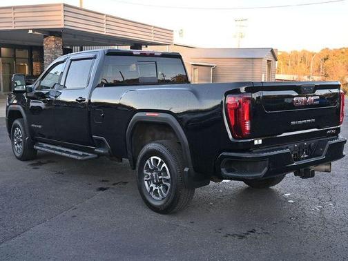2022 GMC Sierra 2500 AT4