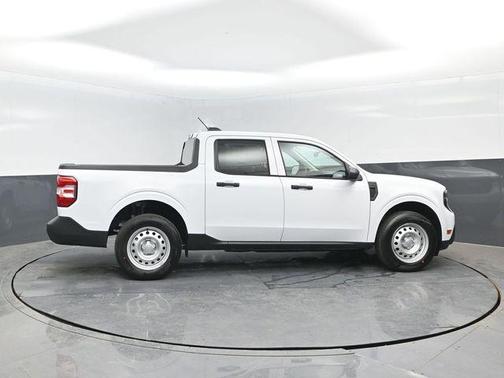 Oxford White 2026 Ford Maverick XL