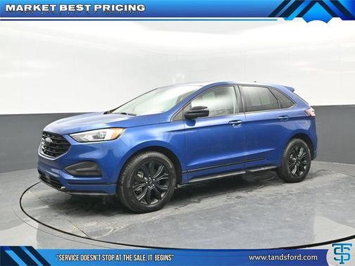 2022 Ford Edge SE