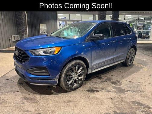 2022 Ford Edge SE