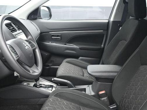 2024 Mitsubishi Outlander Sport 2.0 ES