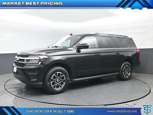 Black Metallic 2024 Ford Expedition Max XLT