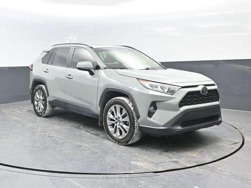 2019 Toyota RAV4 XLE Premium